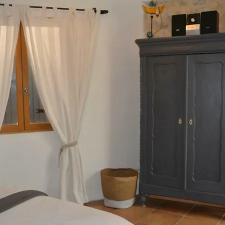Holiday home Mas Renard